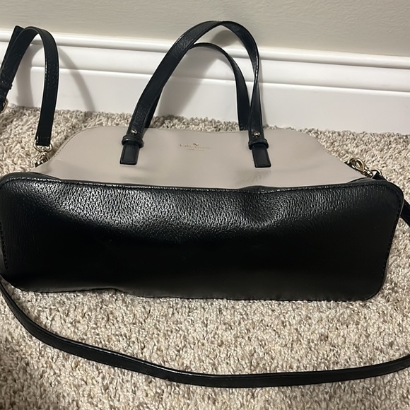 Kate spade purse - Picture 4 of 8